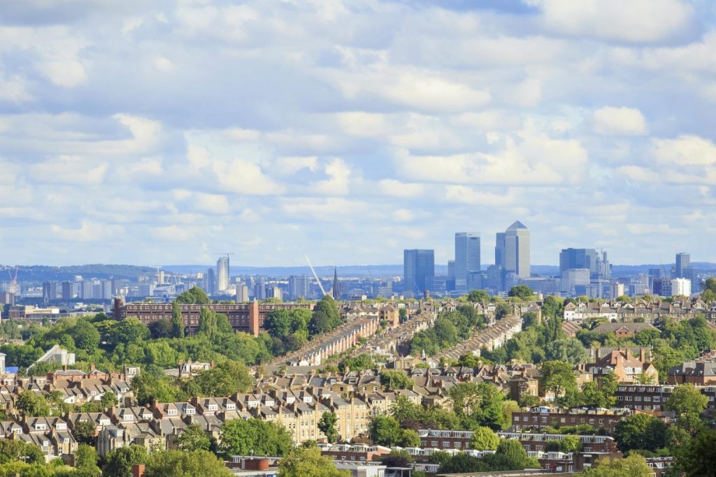 Haringey’de ev sahiplerine ruhsat ve güvenlik ihlali cezası