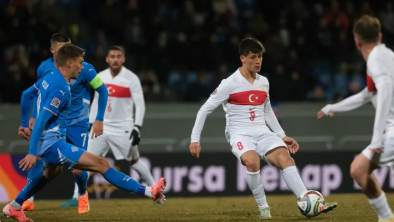 Milli Takım Reykjavik’te 4-2 kazandı